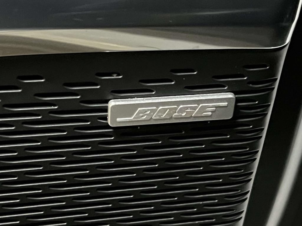 Used 2025 GMC Acadia Elevation FWD image 15