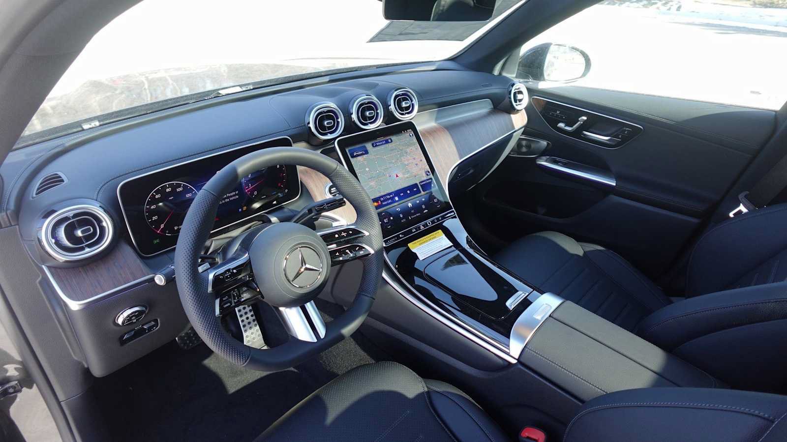 New 2026 Mercedes-Benz GLC 300 4MATIC image 31