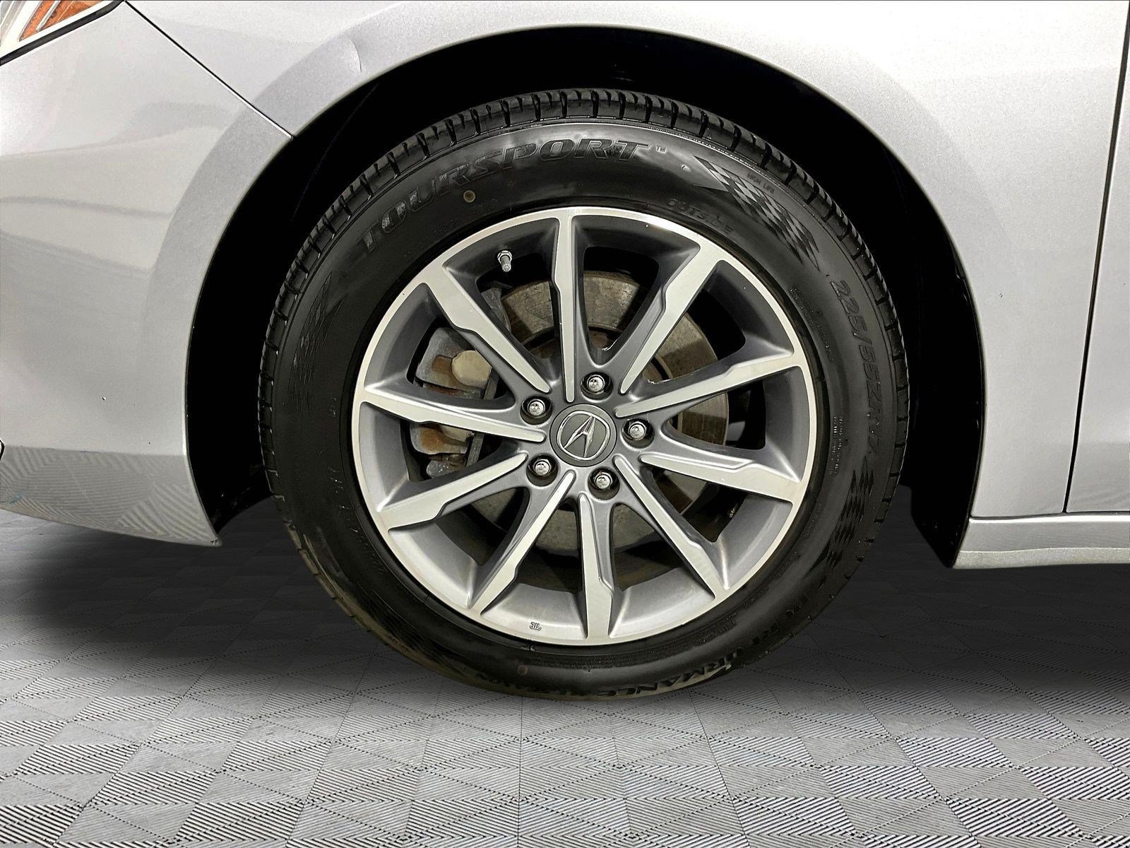 Used 2018 Acura TLX FWD image 32
