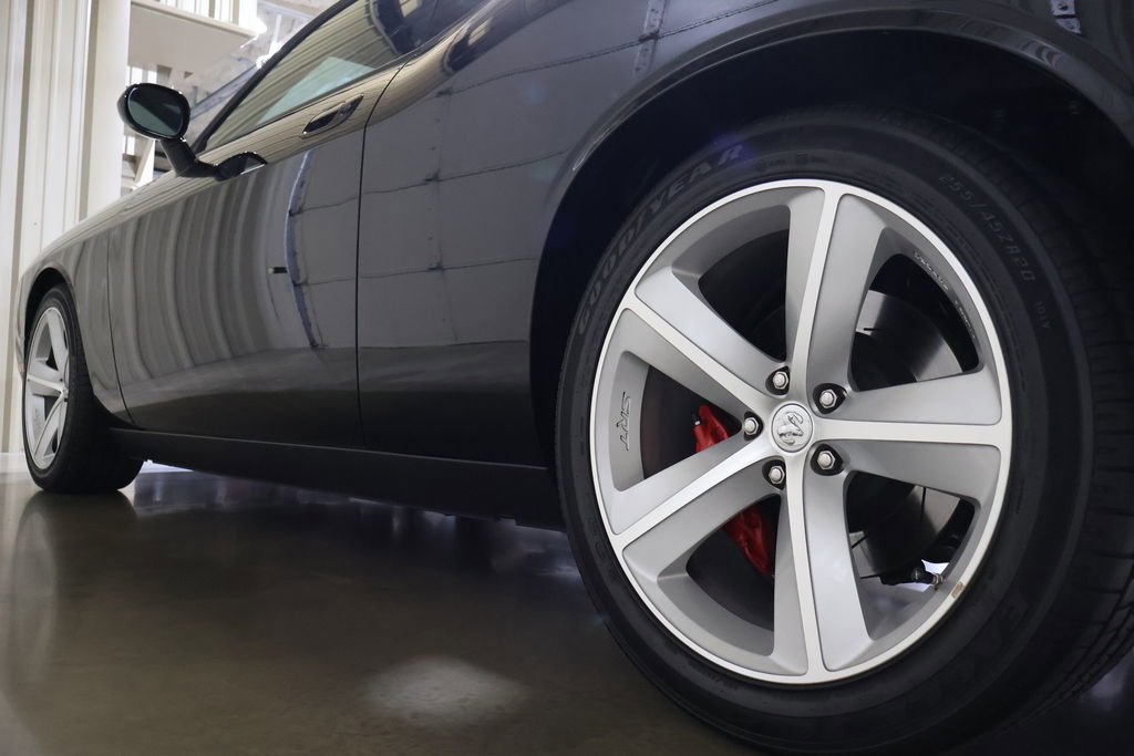 Used 2008 Dodge Challenger SRT8 image 40