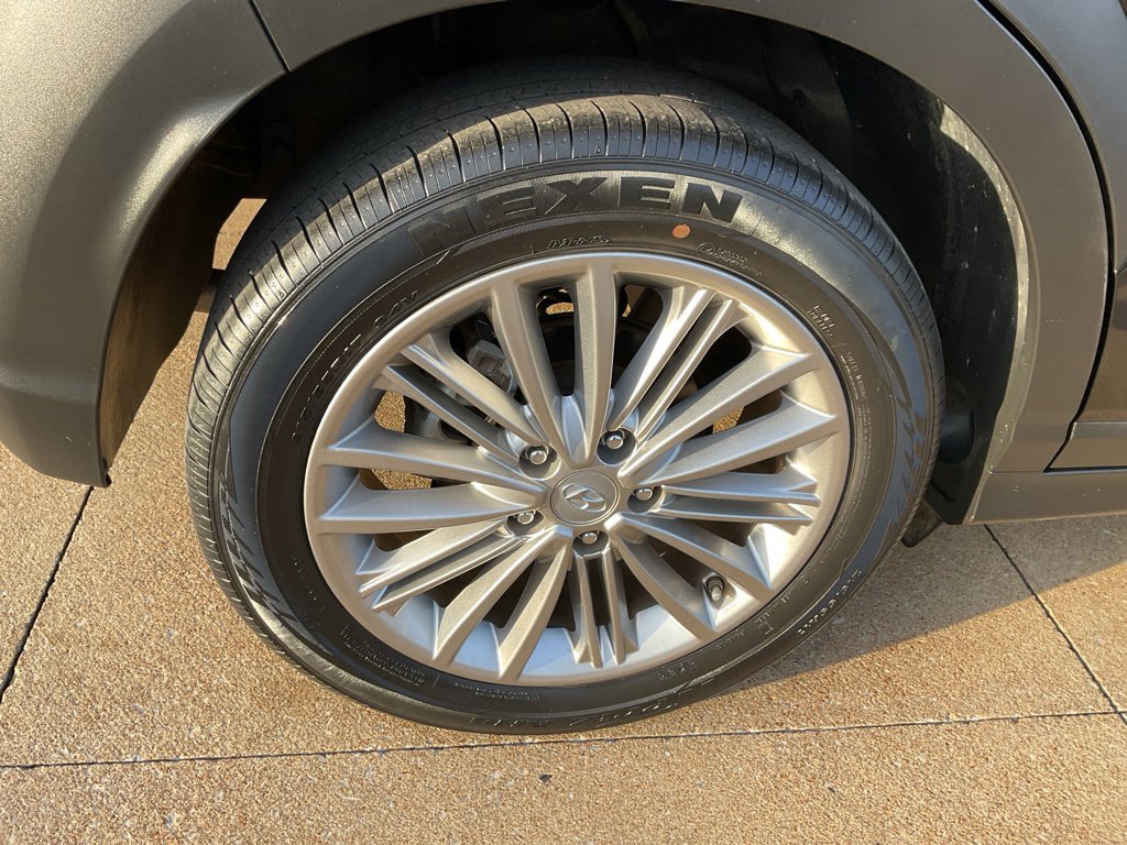 Used 2021 Hyundai Kona SEL image 6