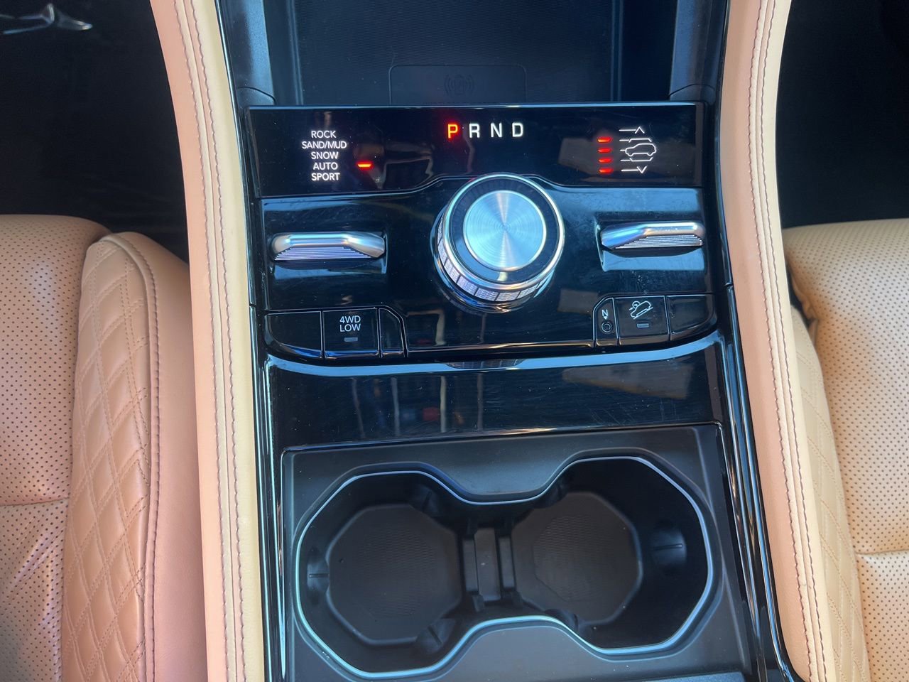 Used 2023 Jeep Grand Cherokee Summit image 33