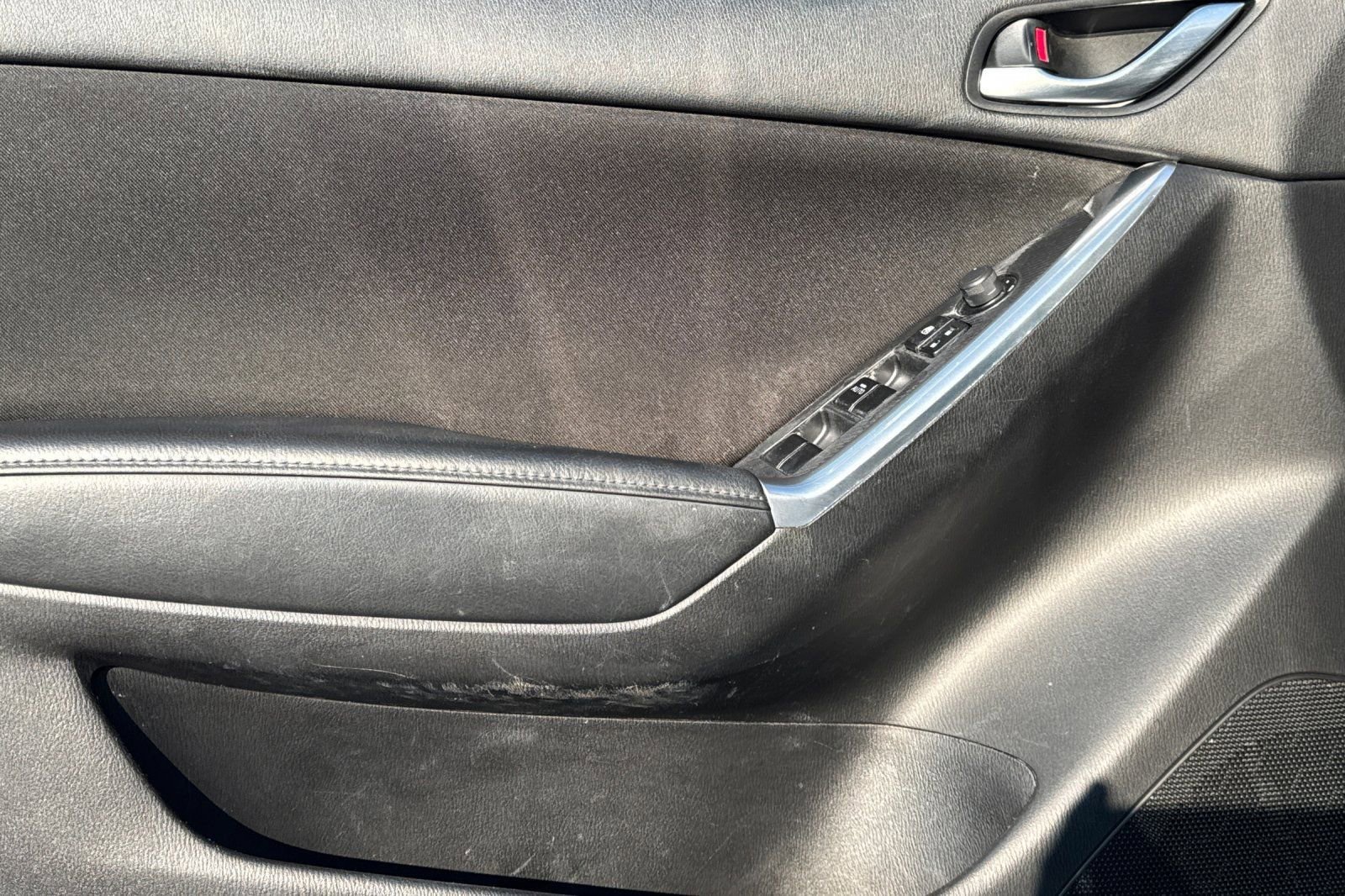 Used 2016 MAZDA CX-5 Touring image 9