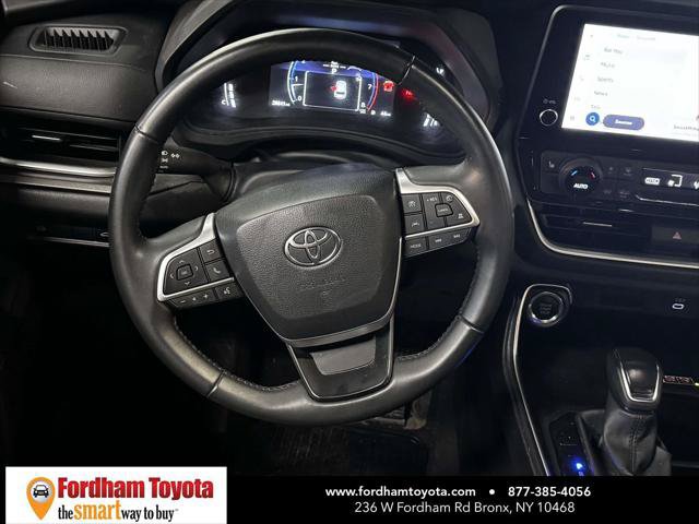 Certified 2025 Toyota Grand Highlander AWD image 15