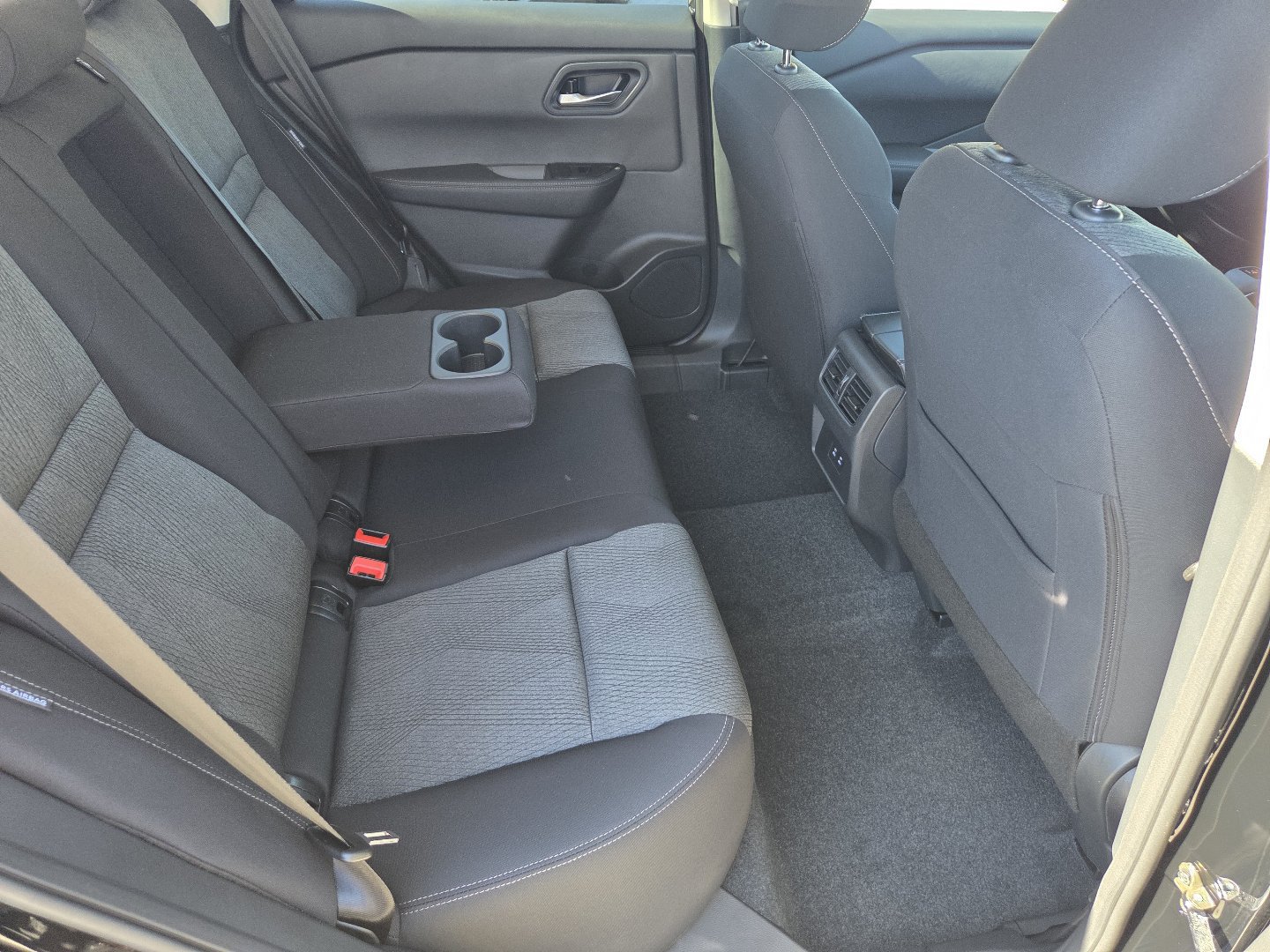 New 2027 Nissan Rogue SV w/ Cold Weather Package AWD/4WD image 22