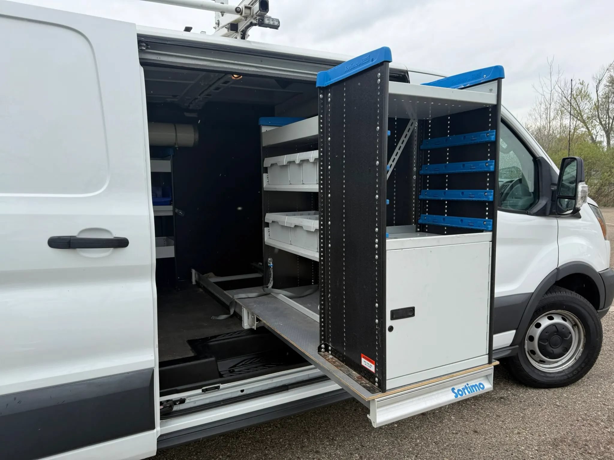 Used 2016 Ford Transit 250 130 Low Roof RWD image 13