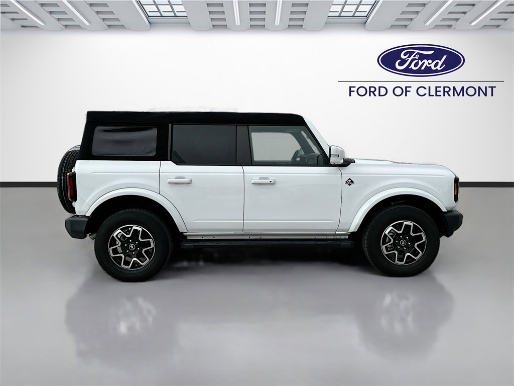 Used 2024 Ford Bronco Outer Banks image 8