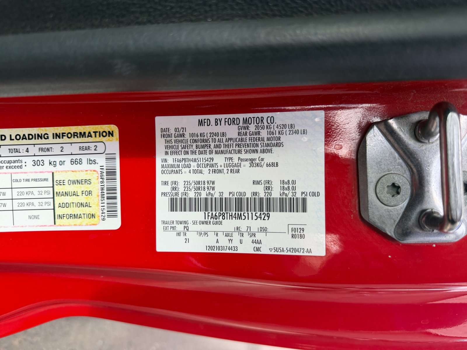 Used 2021 Ford Mustang Coupe RWD image 33