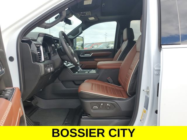 New 2026 GMC Sierra 3500 Denali Ultimate image 11