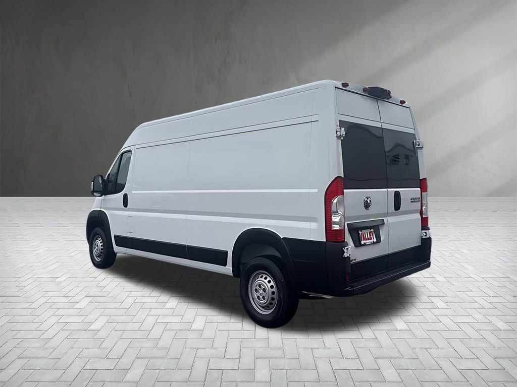 Used 2024 RAM ProMaster 2500 FWD image 5