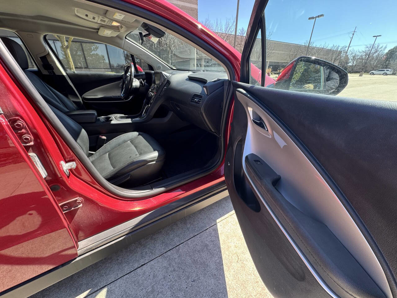 Used 2013 Chevrolet Volt Premium w/ Premium Trim Package image 15