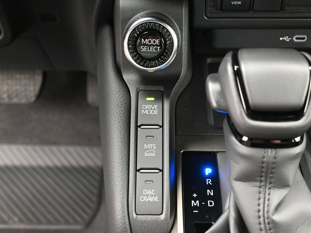 Certified 2025 Toyota Land Cruiser w/ Premium Package image 30