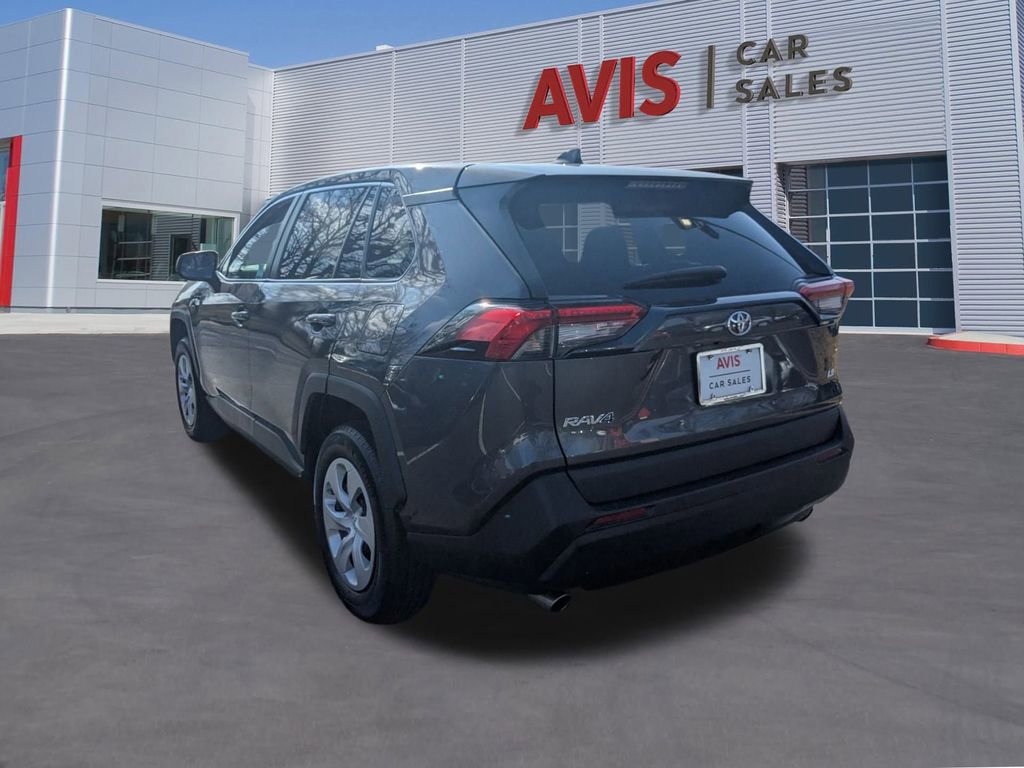 Used 2024 Toyota RAV4 LE image 9
