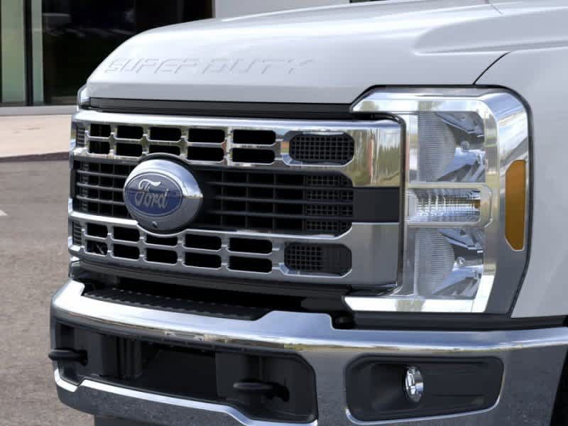 New 2026 Ford F250 XLT w/ 360-Degree Camera Package AWD/4WD image 17