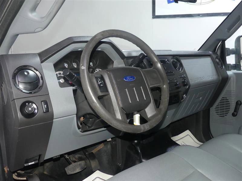 Used 2016 Ford F250 XL w/ Snow Plow Prep Package image 18