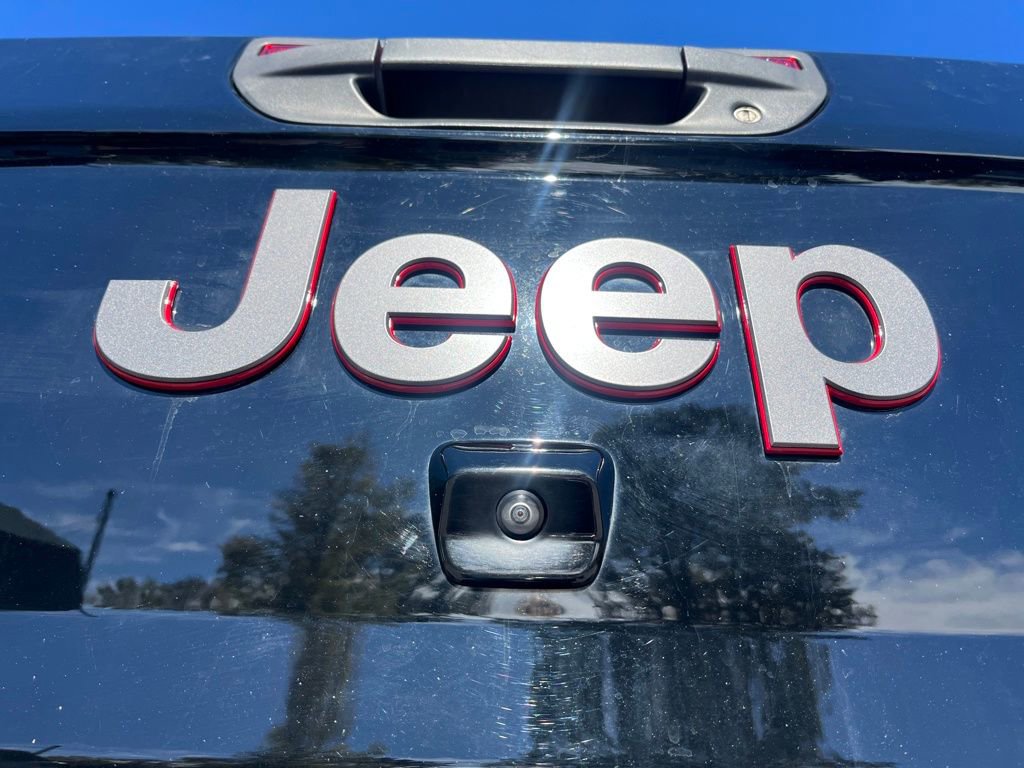 Used 2022 Jeep Gladiator Rubicon image 7