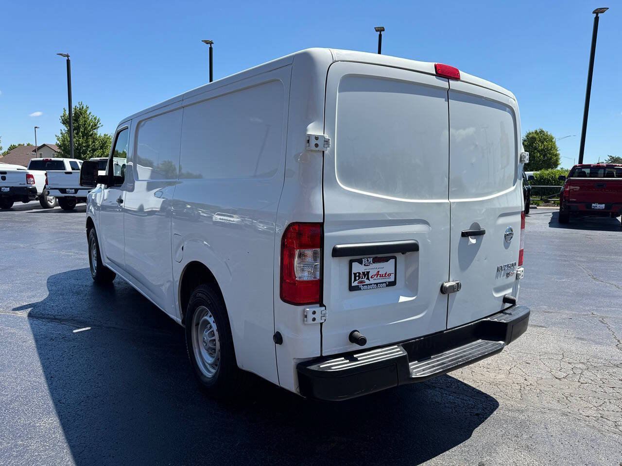 Used 2021 Nissan NV 2500 S RWD image 5
