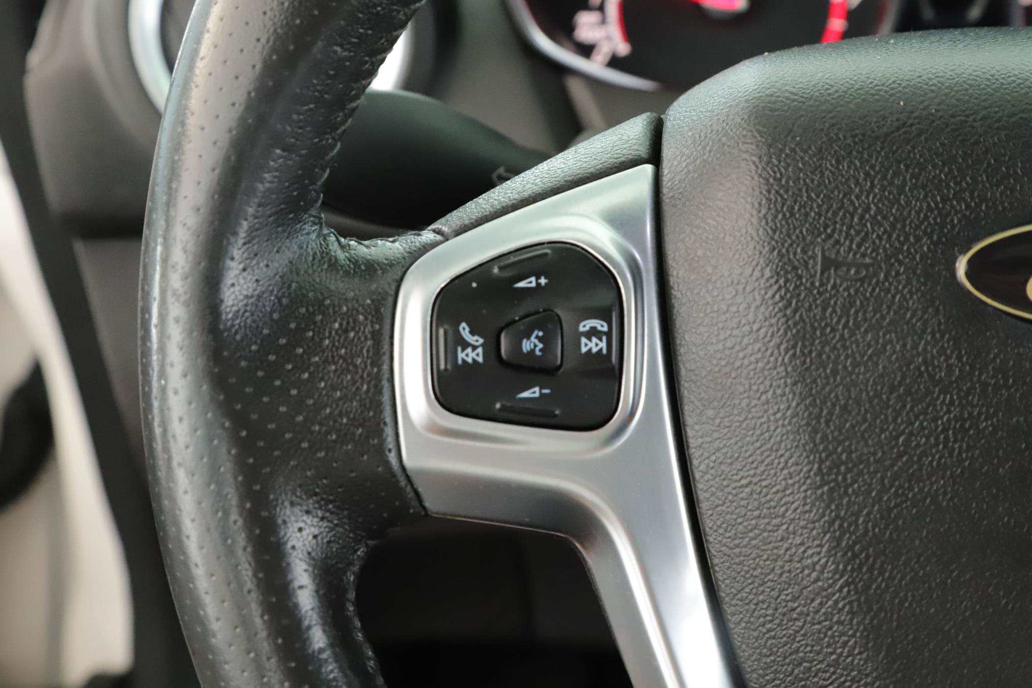 Used 2016 Ford Fiesta ST w/ ST Recaro Package FWD image 10