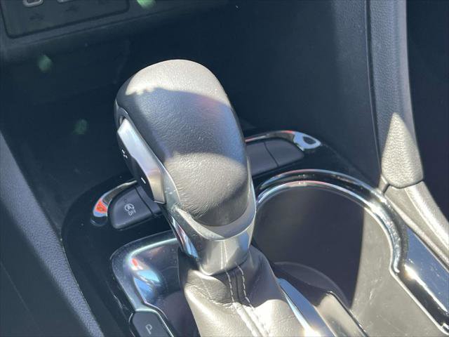 Used 2023 Buick Encore GX Select w/ Sport Touring Package AWD/4WD image 35