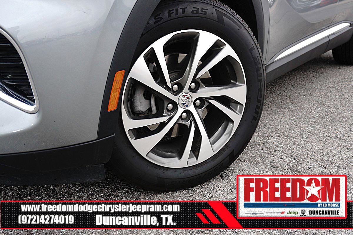 Used 2023 Buick Envision Essence AWD/4WD image 9