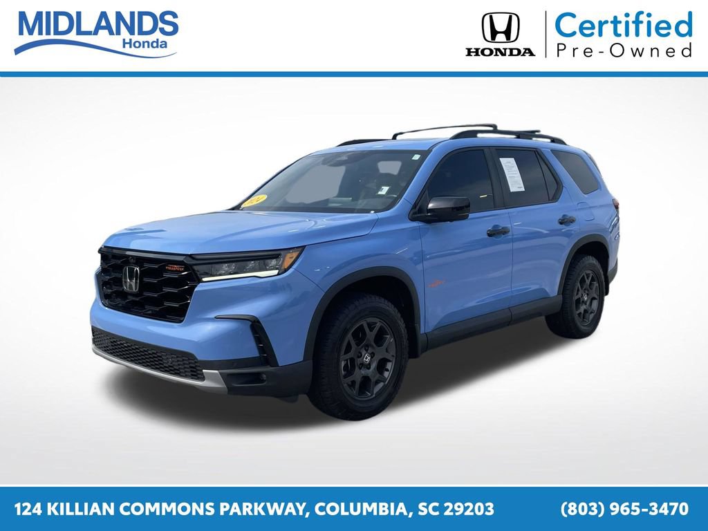 Certified 2024 Honda Pilot TrailSport image 3