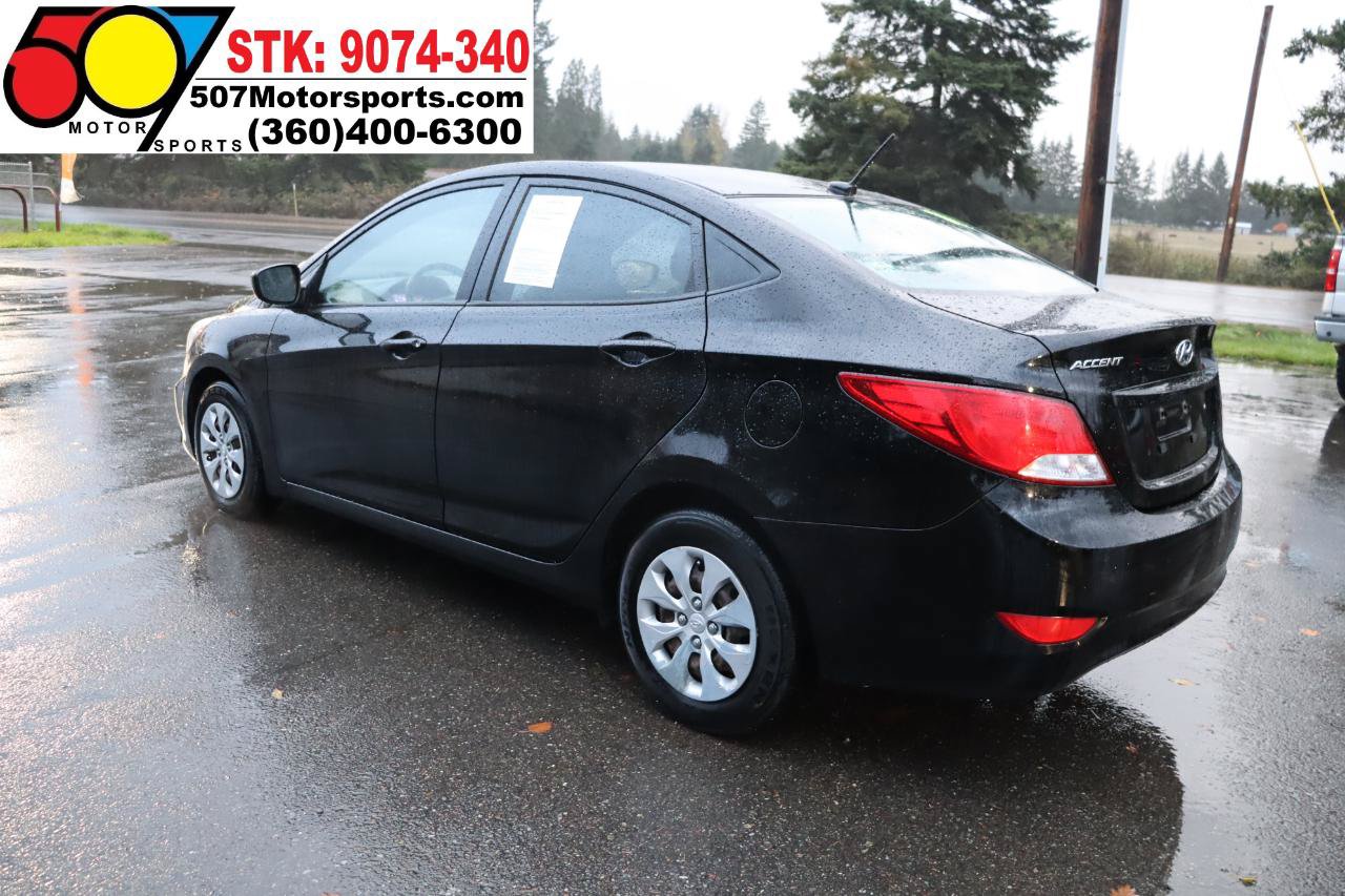 Used 2016 Hyundai Accent SE FWD image 5