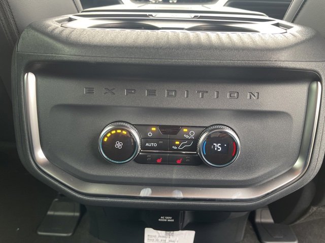 New 2025 Ford Expedition Max Platinum w/ Stealth Performance Package image 37