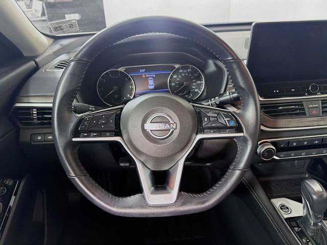 Certified 2023 Nissan Altima 2.5 SV w/ SV Premium Package FWD image 9