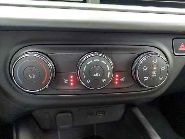 Used 2024 Chevrolet Trax RS image 30