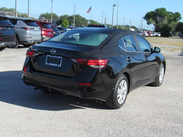 Certified 2025 Nissan Sentra S image 3