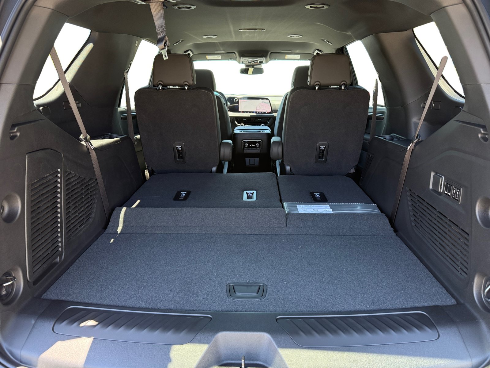 New 2026 Chevrolet Tahoe LT w/ Comfort Package AWD/4WD image 17
