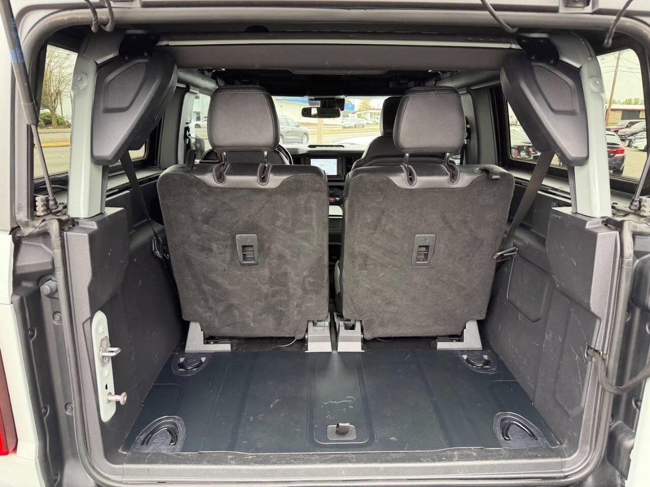 Used 2023 Ford Bronco Black Diamond w/ Sasquatch Package AWD/4WD image 6