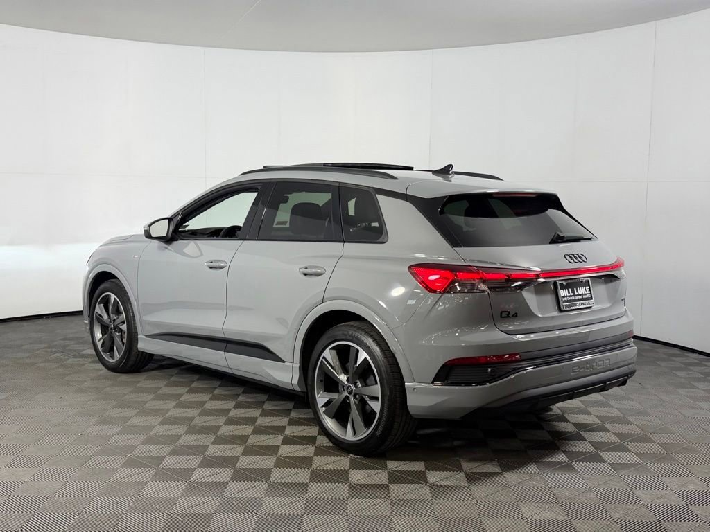 Used 2024 Audi Q4 e-tron Premium Plus w/ Premium Plus AWD/4WD image 7