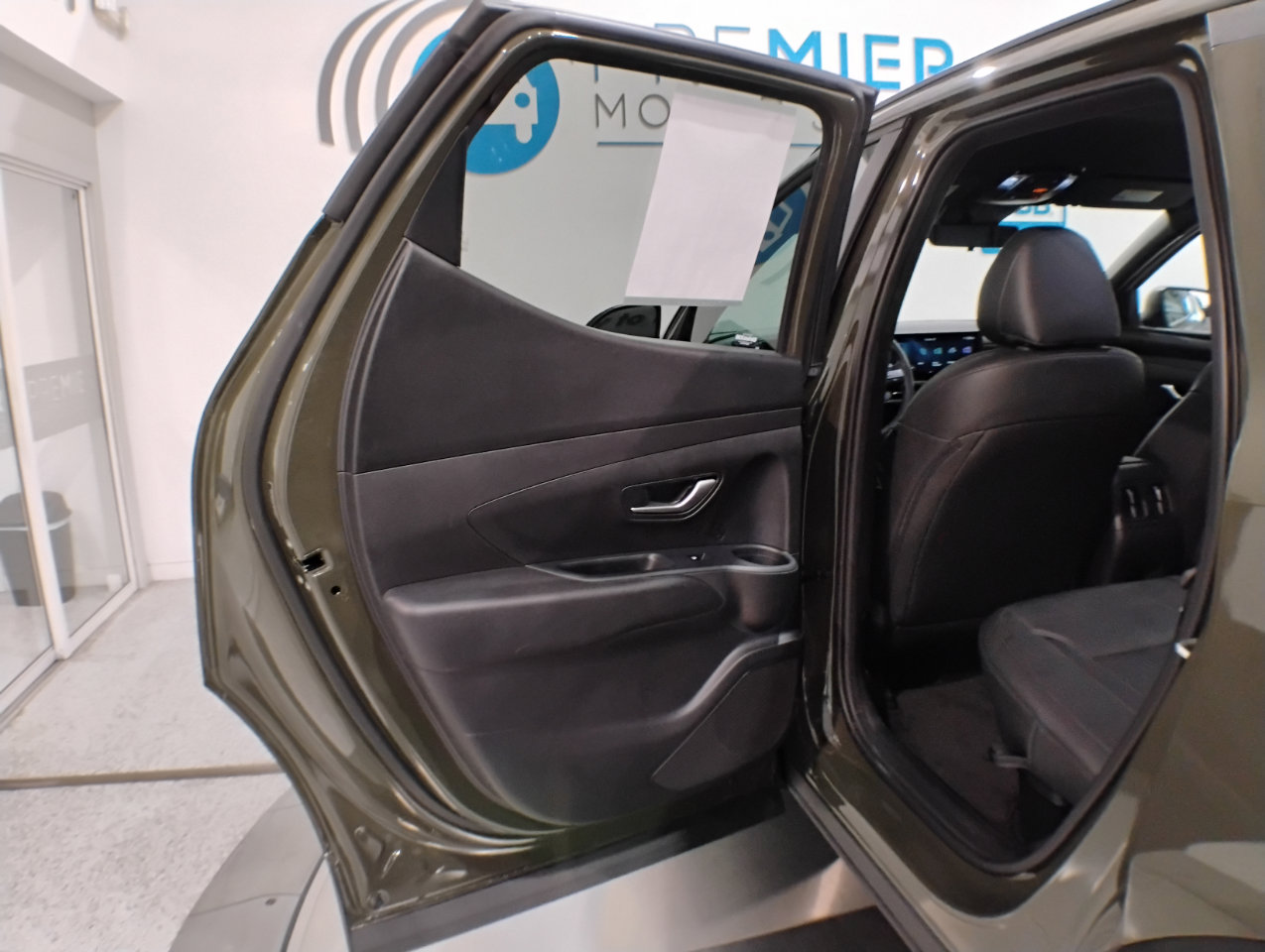 Used 2025 Hyundai Santa Cruz SEL image 96