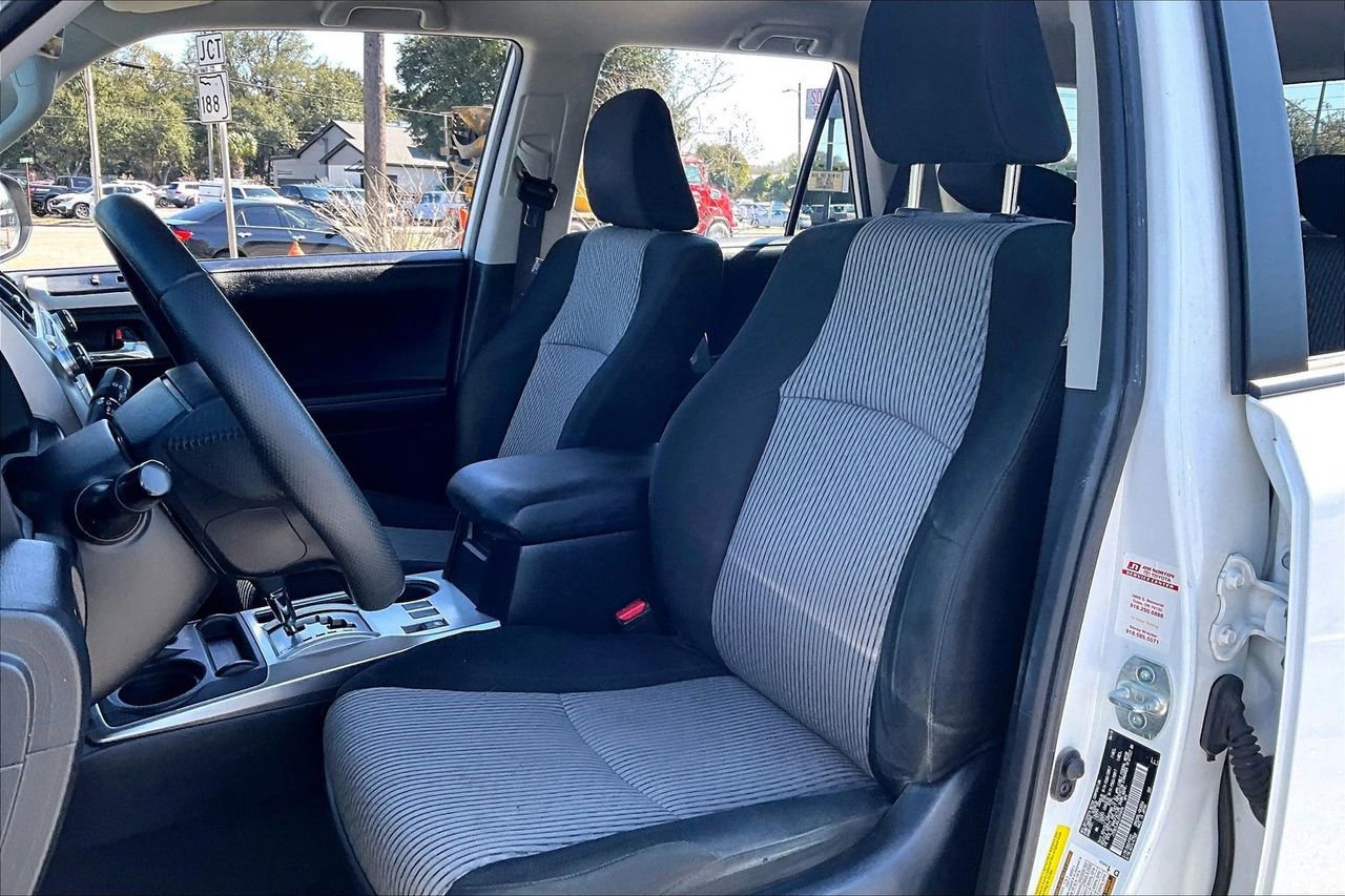 Used 2018 Toyota 4Runner SR5 image 18