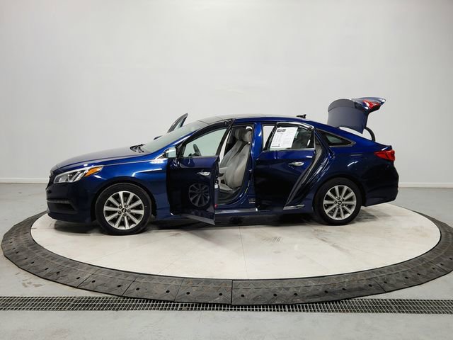 Used 2016 Hyundai Sonata Limited w/ Option Group 04 image 12