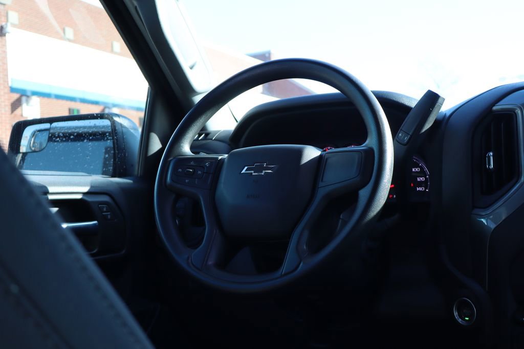 Used 2024 Chevrolet Silverado 1500 Custom Trail Boss w/ LPO, Dark Essentials Package image 44