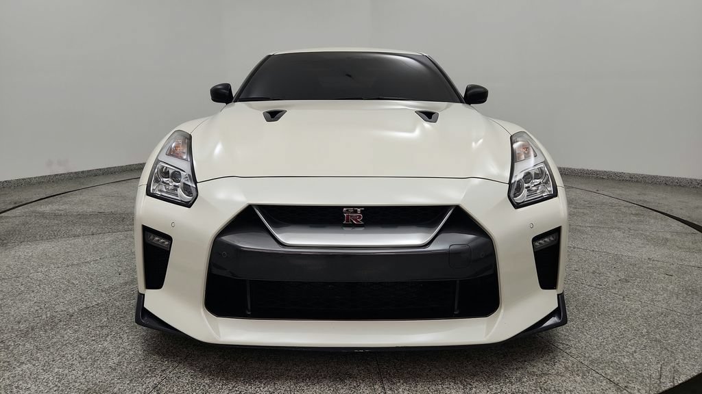 Used 2019 Nissan GT-R AWD/4WD image 33