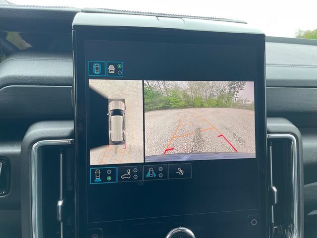Certified 2025 GMC Yukon Denali AWD/4WD image 35