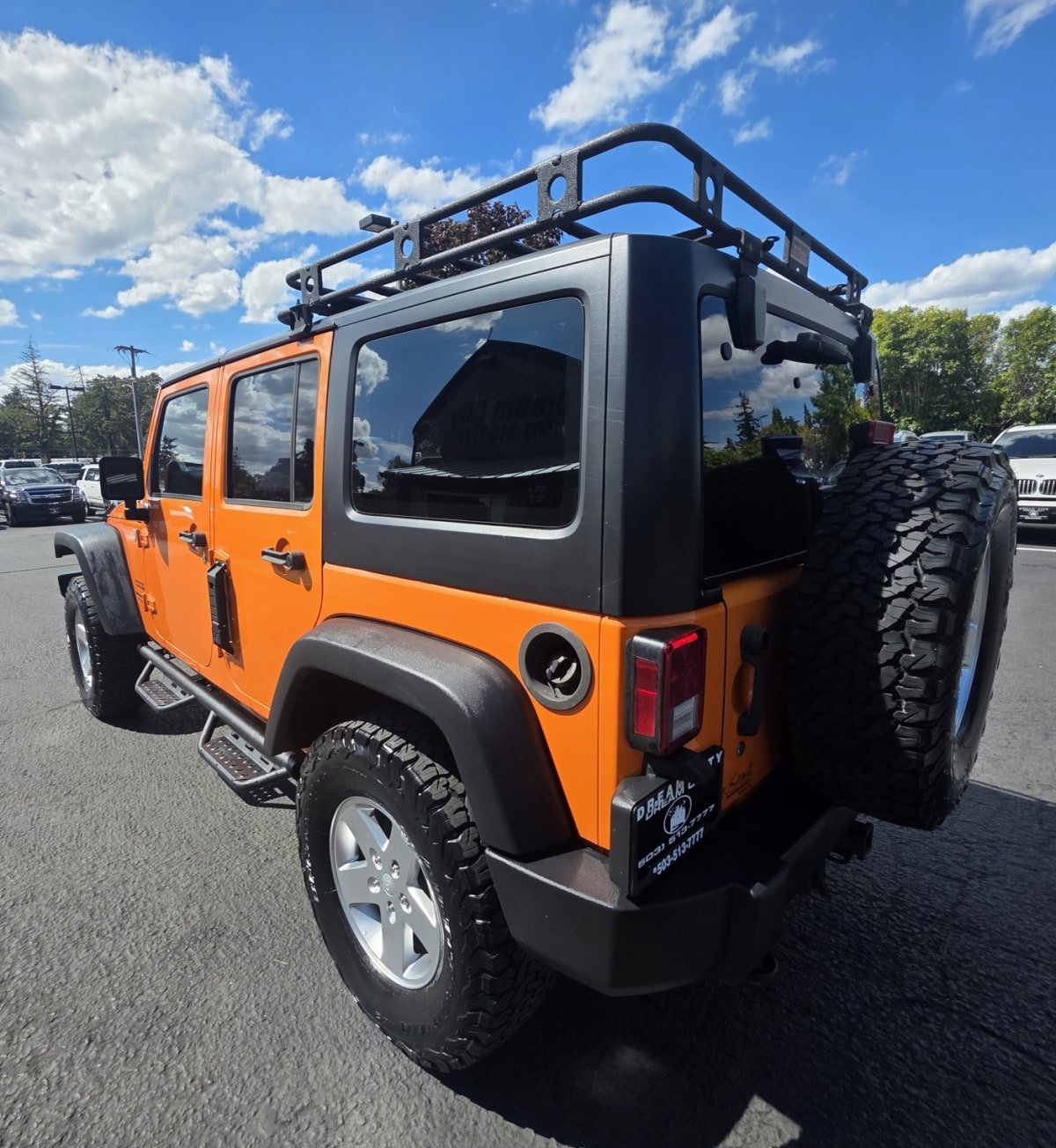 Used 2012 Jeep Wrangler Unlimited Sport w/ Trailer Tow Group AWD/4WD image 8