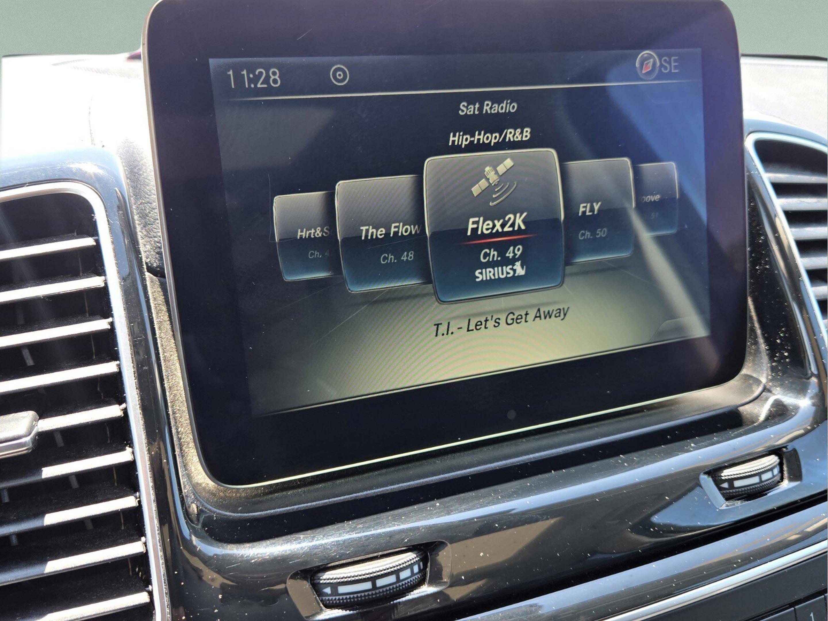 Used 2017 Mercedes-Benz GLS 550 4MATIC image 19