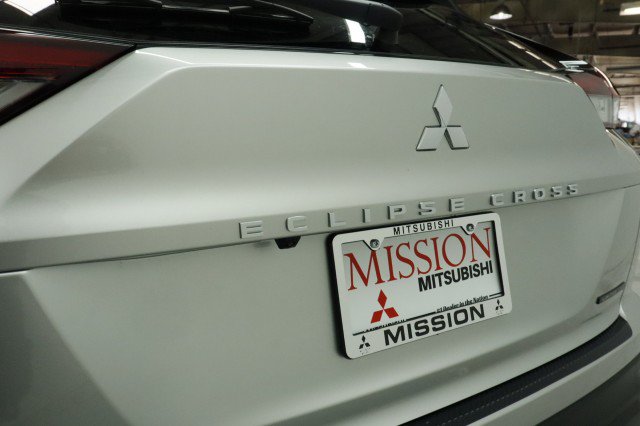 New 2026 Mitsubishi Eclipse Cross LE AWD/4WD image 4