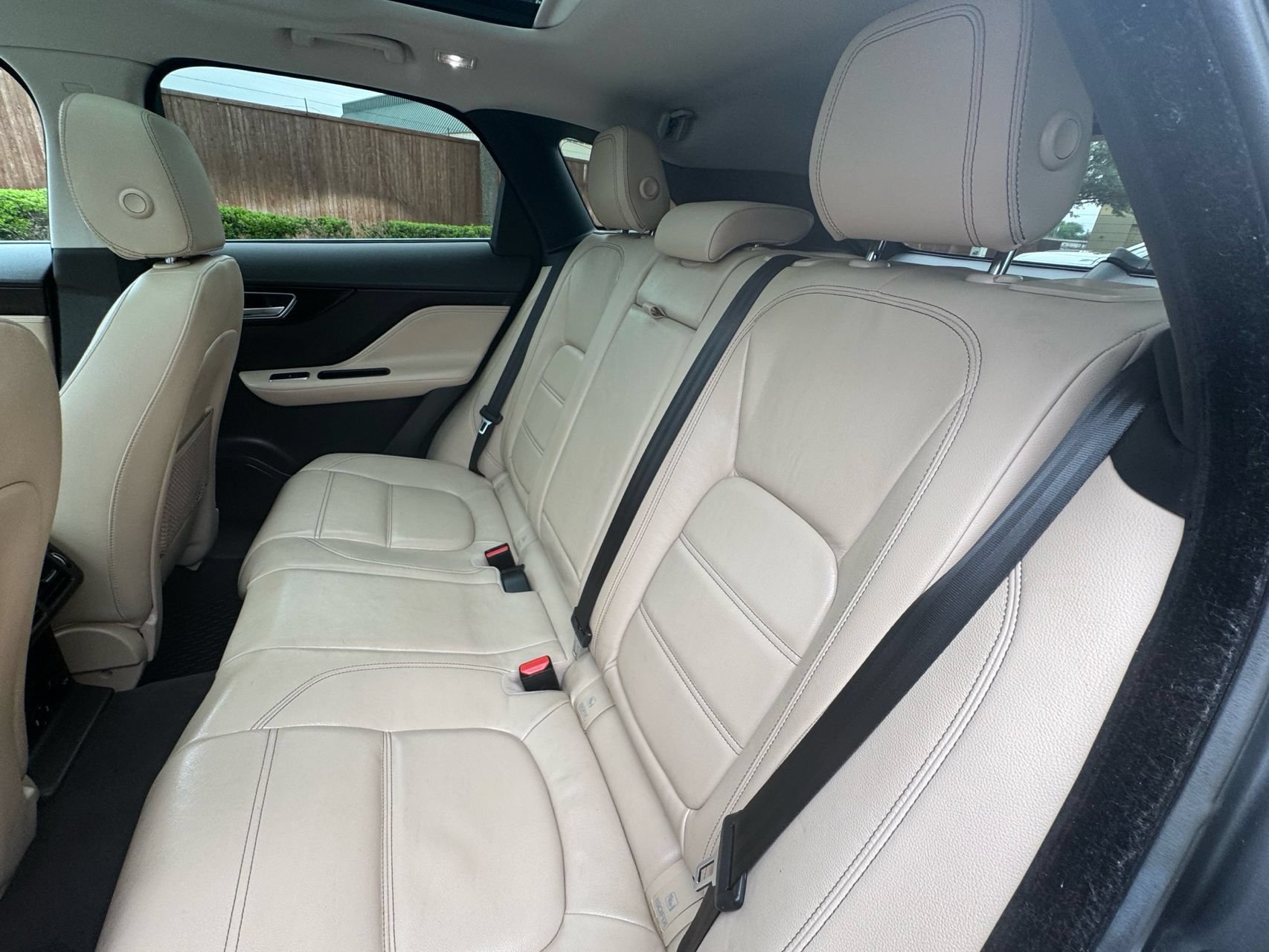 Used 2017 Jaguar F-PACE Prestige AWD/4WD image 28