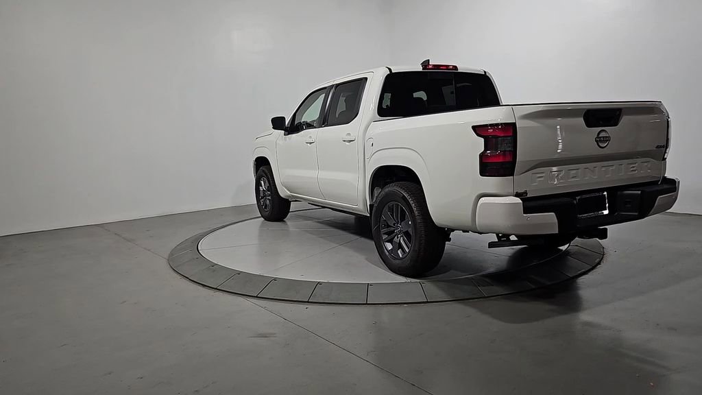 New 2026 Nissan Frontier SV w/ Tow Package AWD/4WD video 3