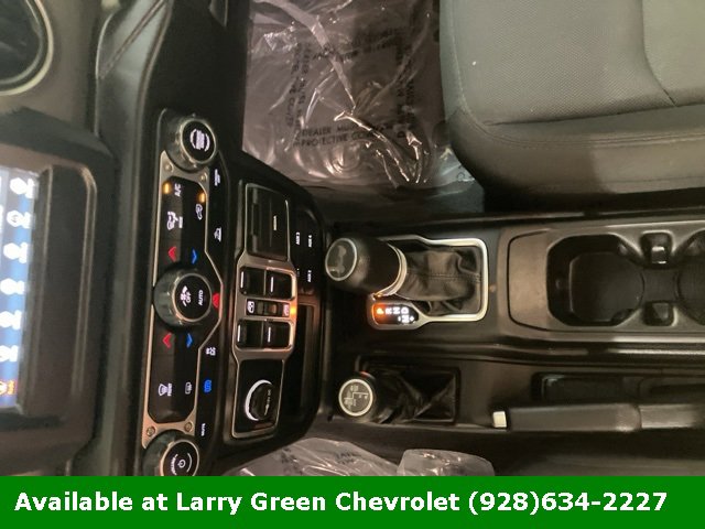 Used 2023 Jeep Wrangler Unlimited image 17