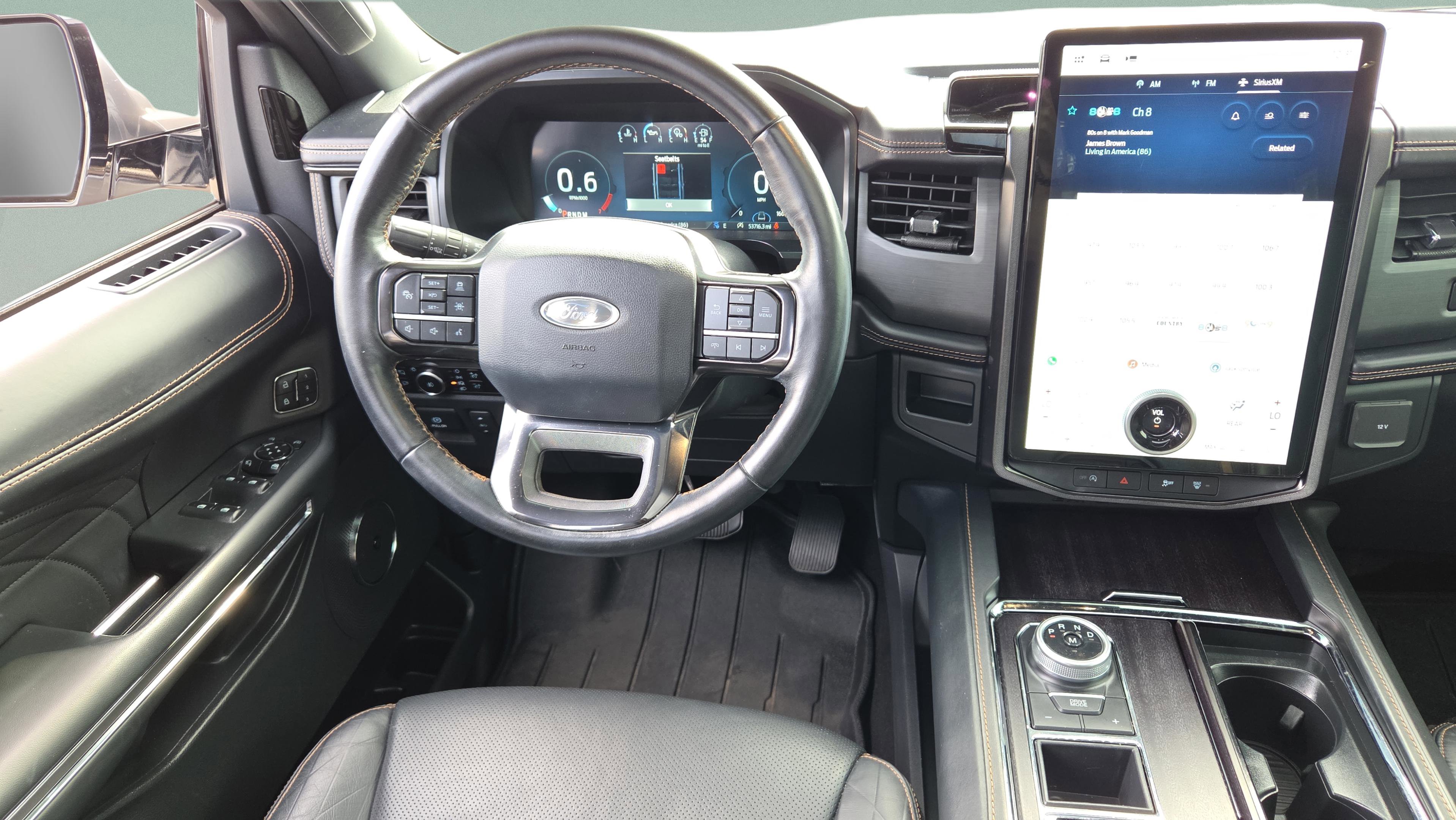 Used 2023 Ford Expedition Platinum RWD image 13