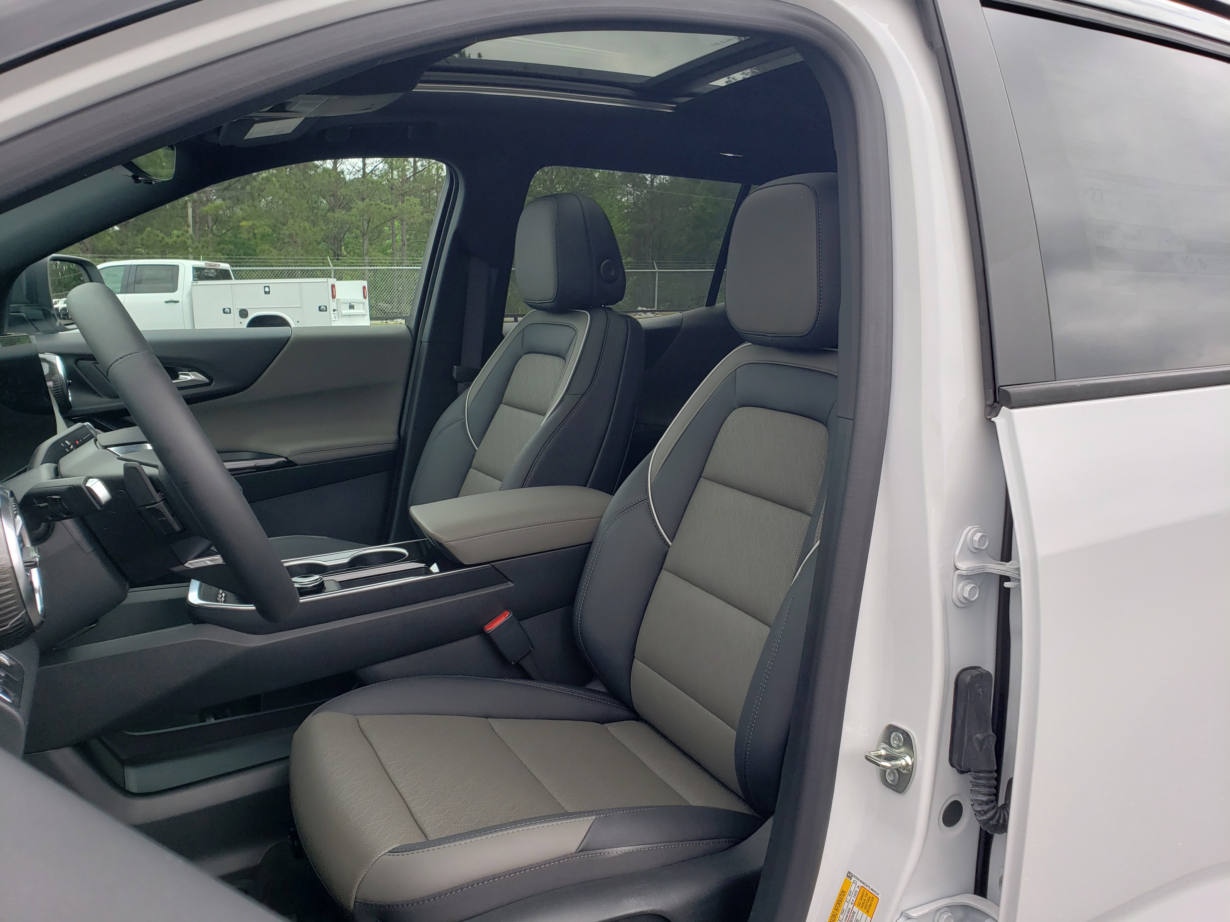 New 2026 Chevrolet Equinox LT FWD image 29