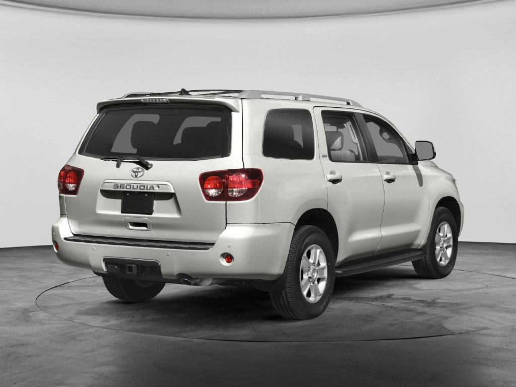 Used 2018 Toyota Sequoia Platinum AWD/4WD image 3
