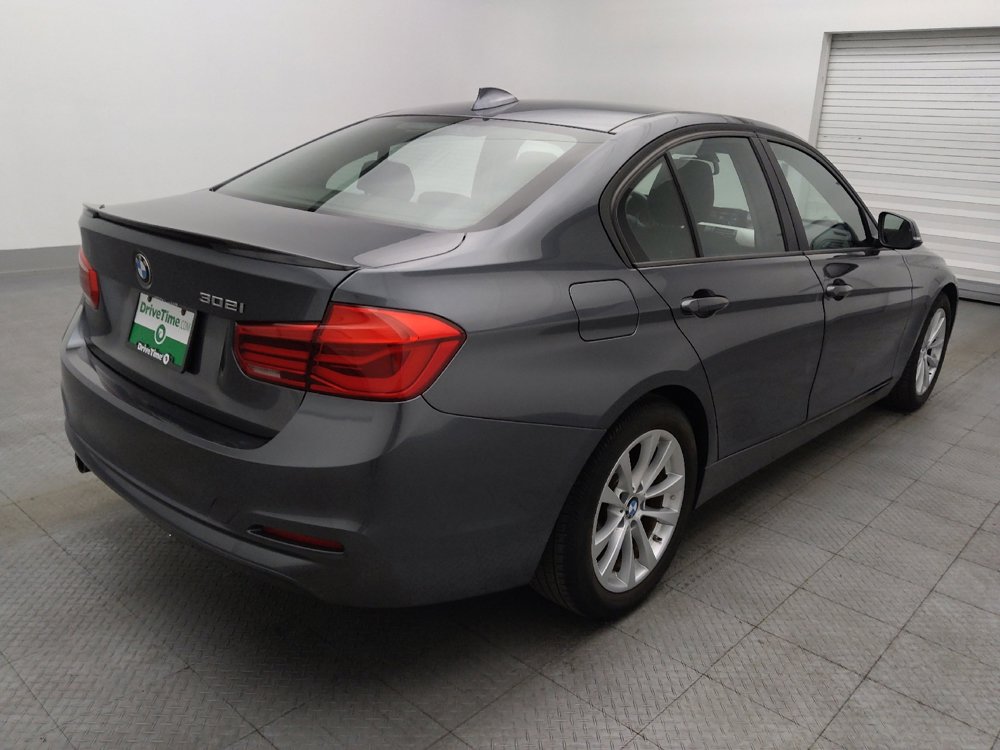 Used 2018 BMW 320i Sedan RWD image 9