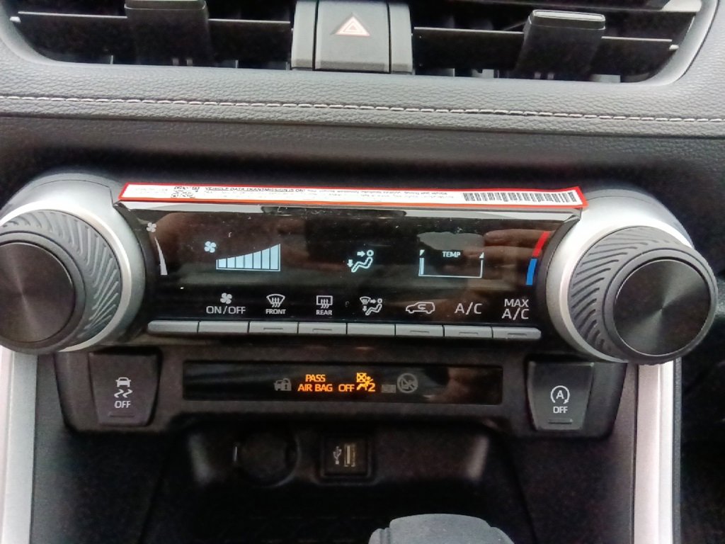 New 2025 Toyota RAV4 LE image 22